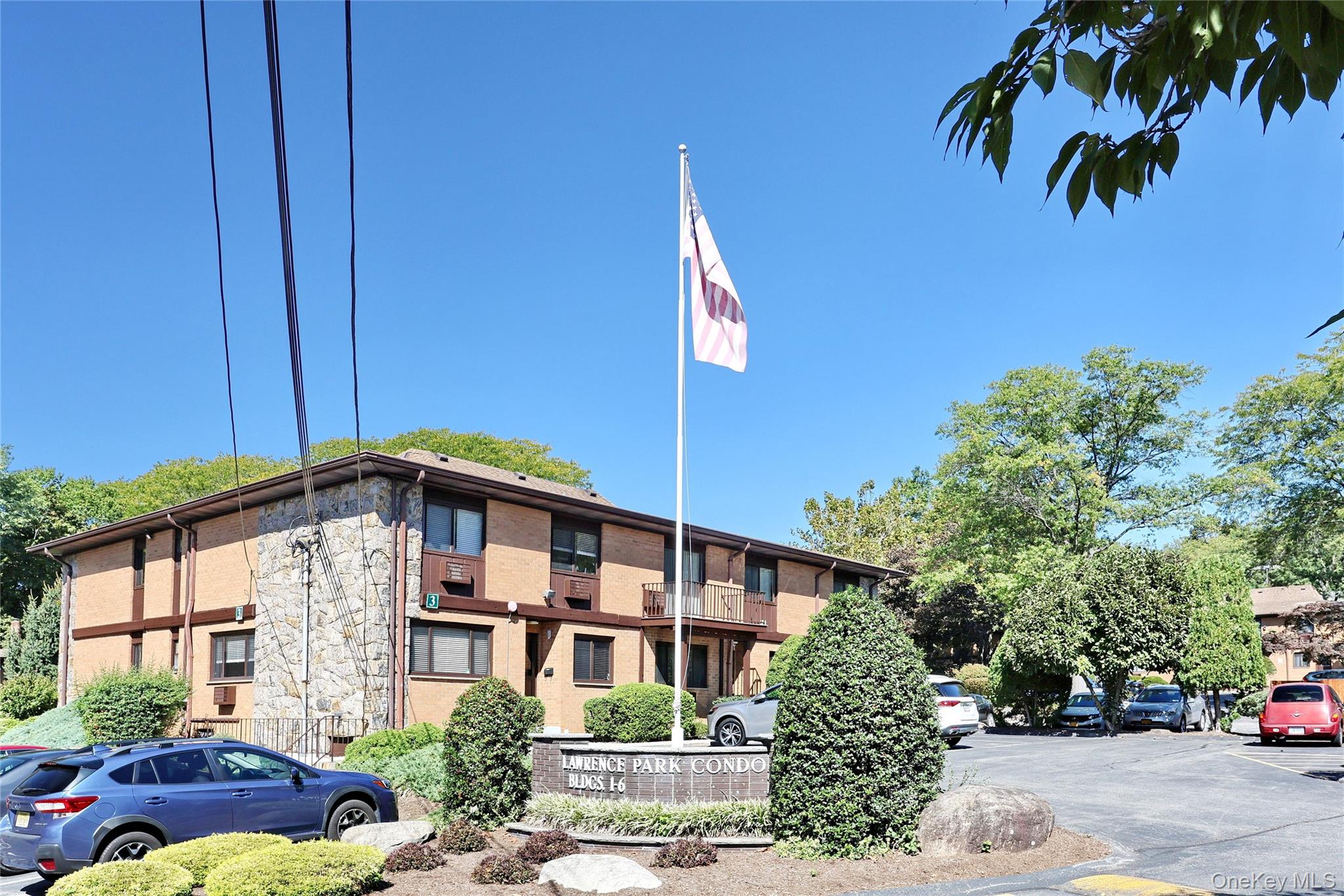 #1 photo, 1 W Lawrence Park Drive, Piermont , NY 10968