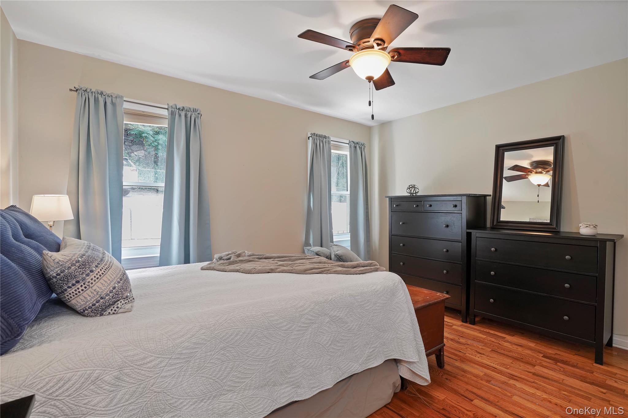 #17 photo, 120 North Broadway, Irvington , NY 10533