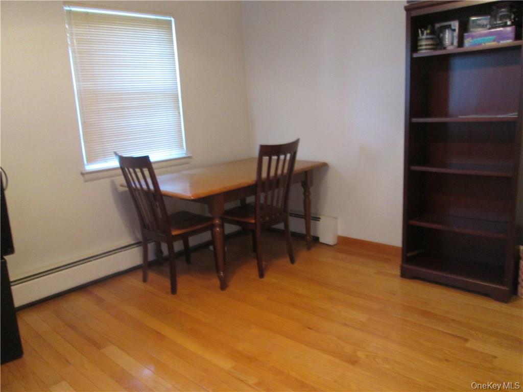 #4 photo, 53 Doxbury Lane, Suffern , NY 10901