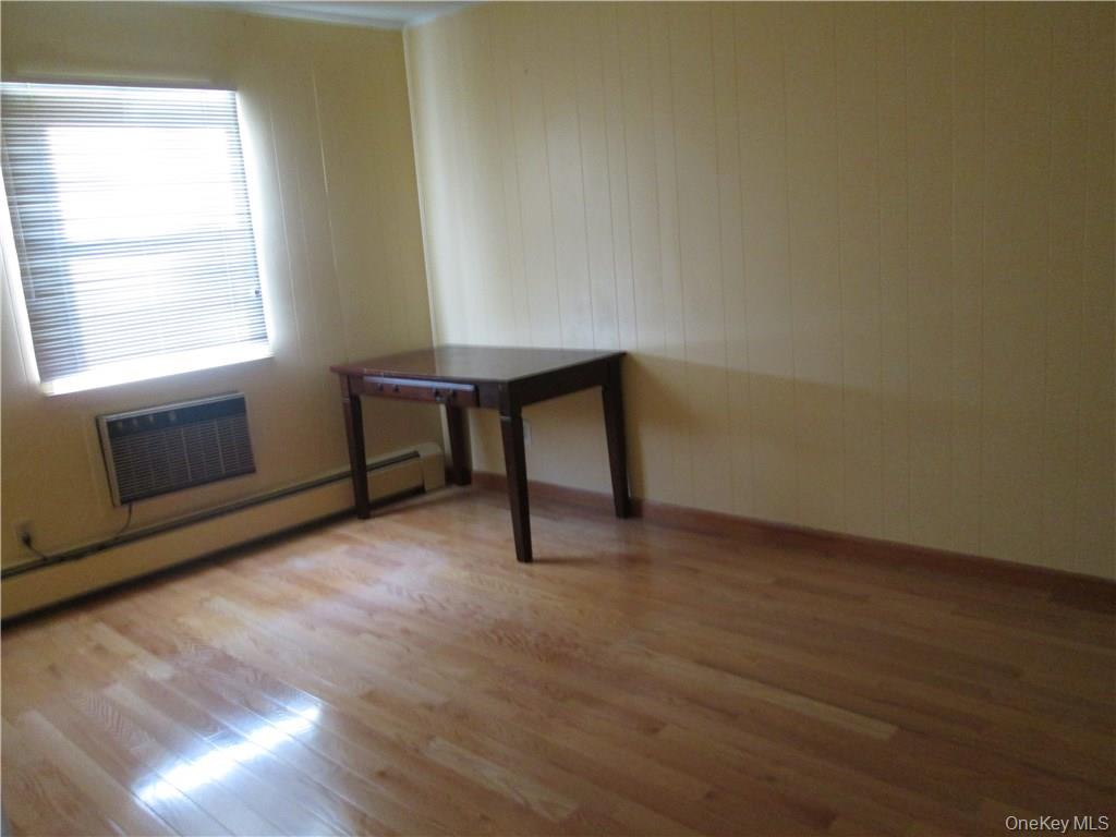 #6 photo, 53 Doxbury Lane, Suffern , NY 10901