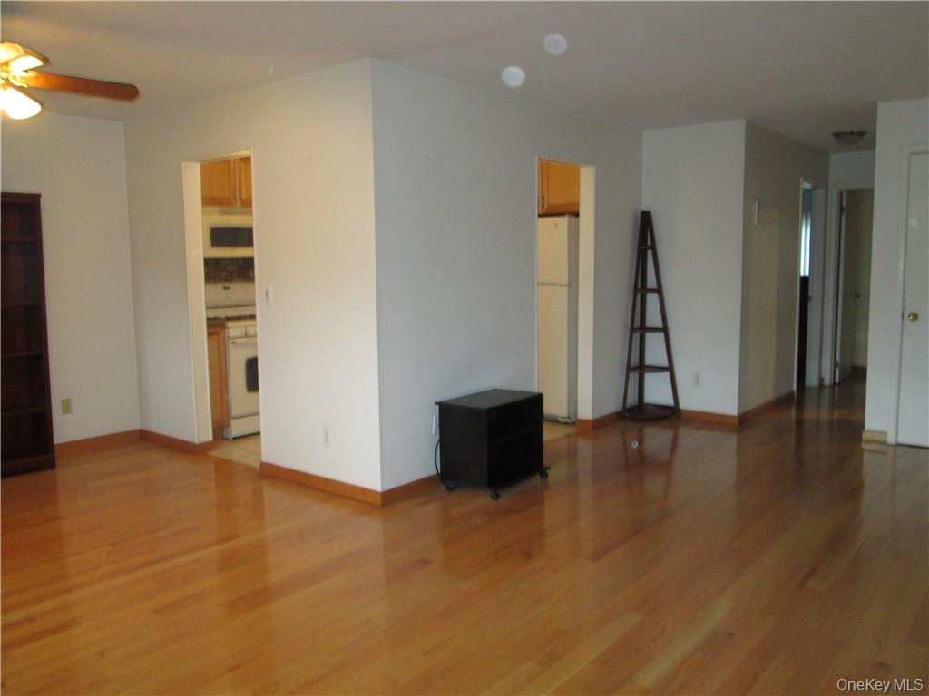 #9 photo, 53 Doxbury Lane, Suffern , NY 10901