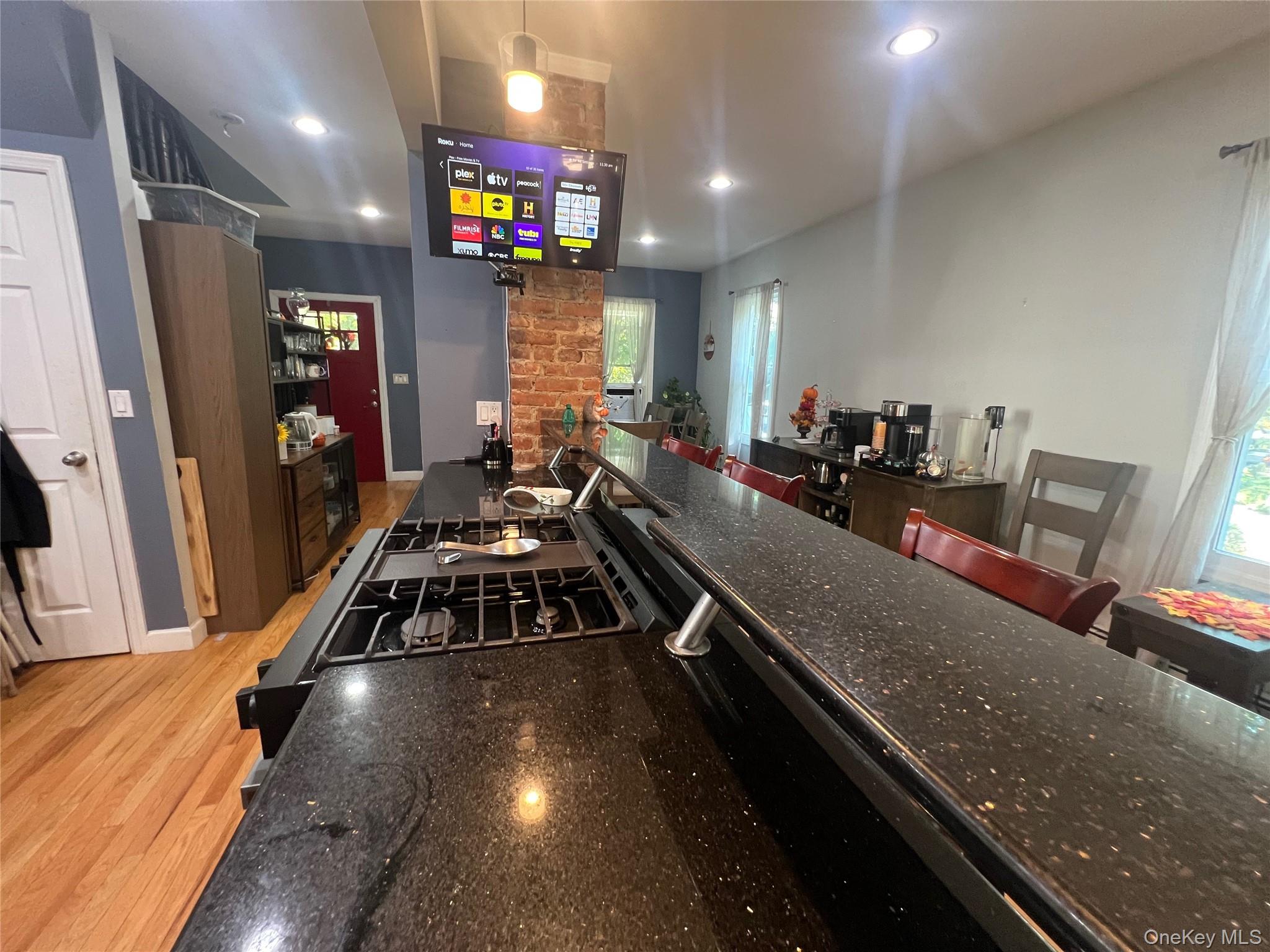 #11 photo, 168 W Hartsdale Avenue, Hartsdale , NY 10530