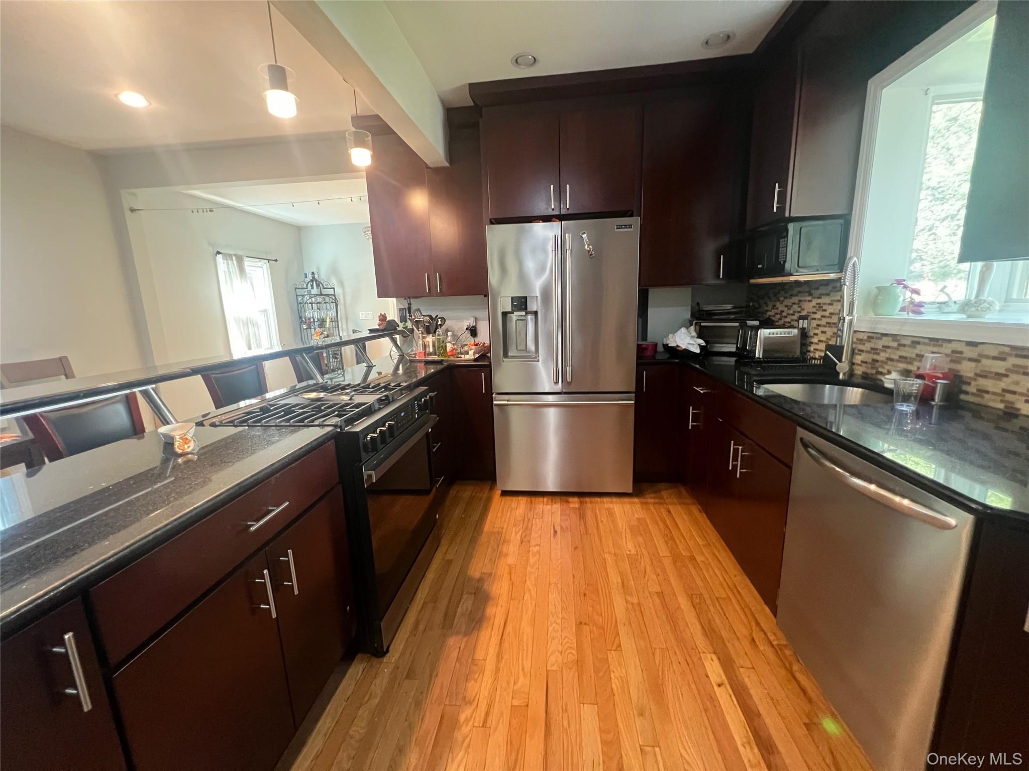 #12 photo, 168 W Hartsdale Avenue, Hartsdale , NY 10530