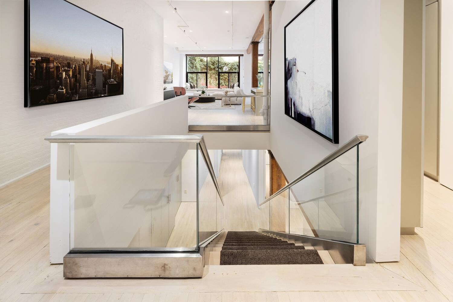 #12 photo, 140 THOMPSON Street, SoHo , NY 10012