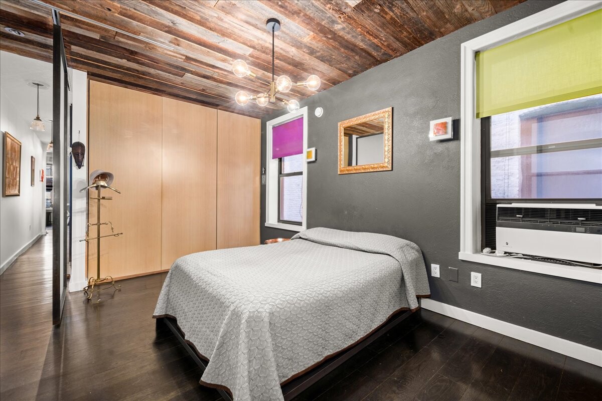 #12 photo, 234 W 21ST Street, マンハッタン Chelsea , NY 10011