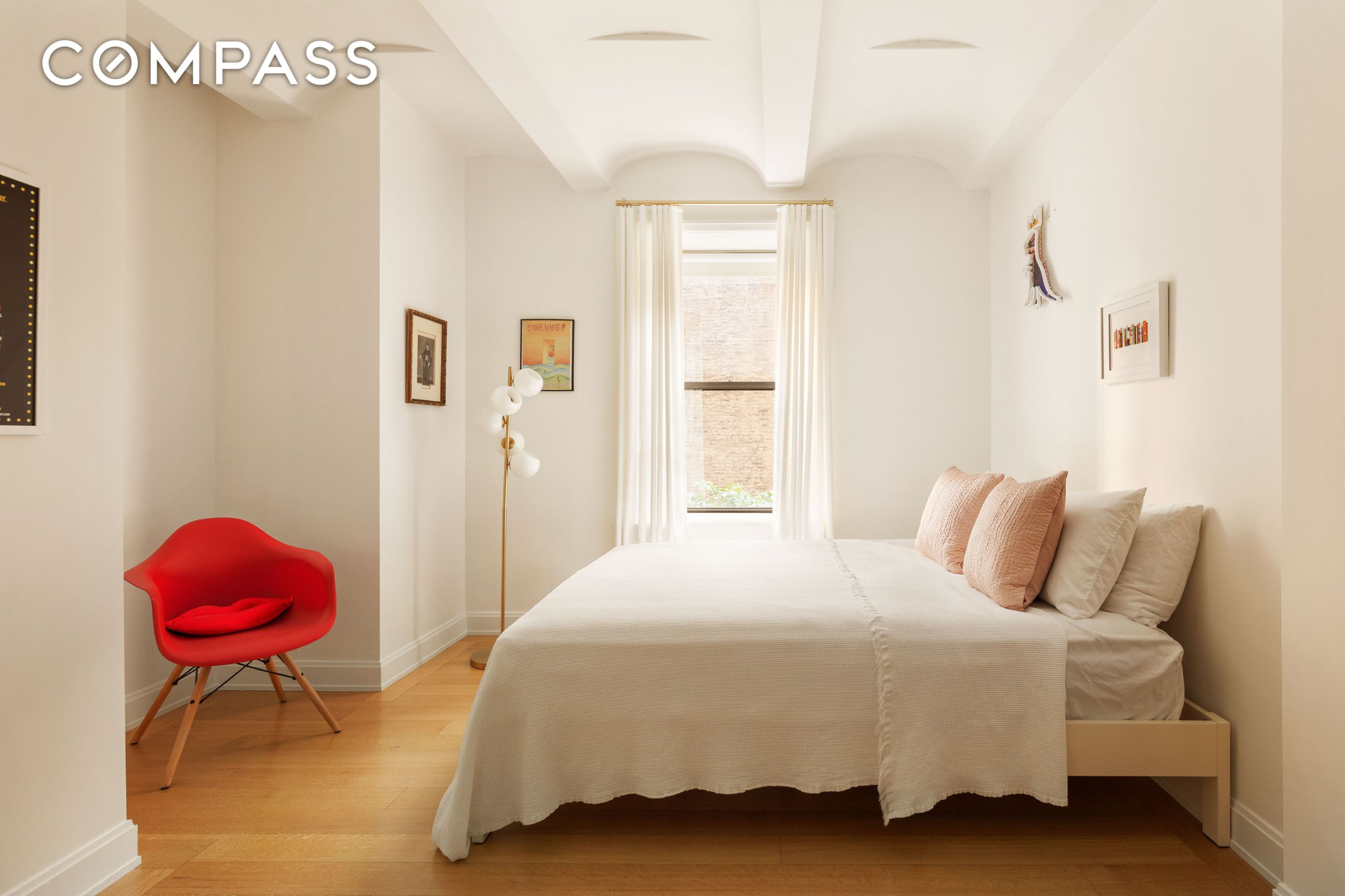 #8 photo, 275 W 10th Street, マンハッタン West Village , NY 10014