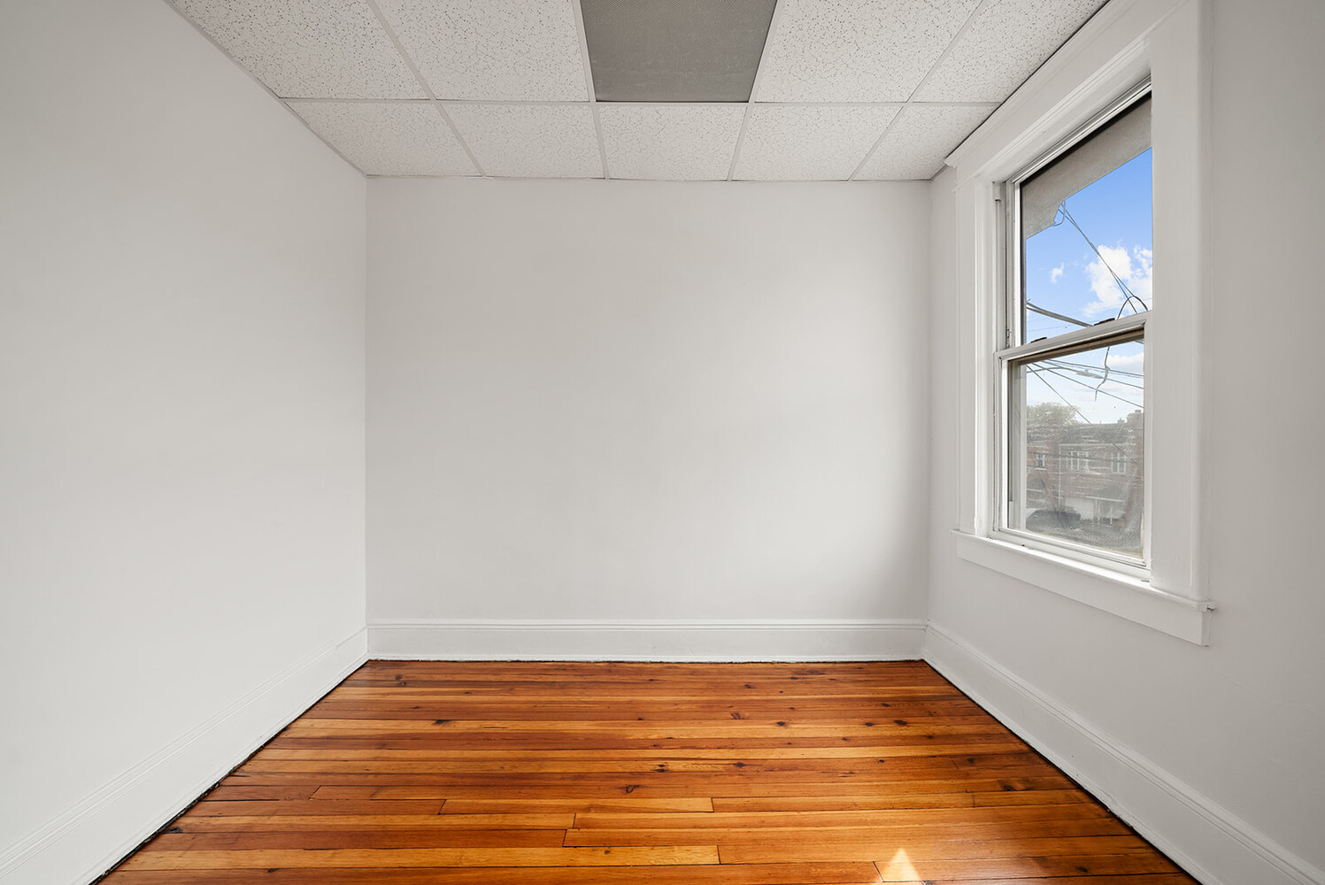 #5 photo, 79-31 68TH Road, Middle Village , NY 11379