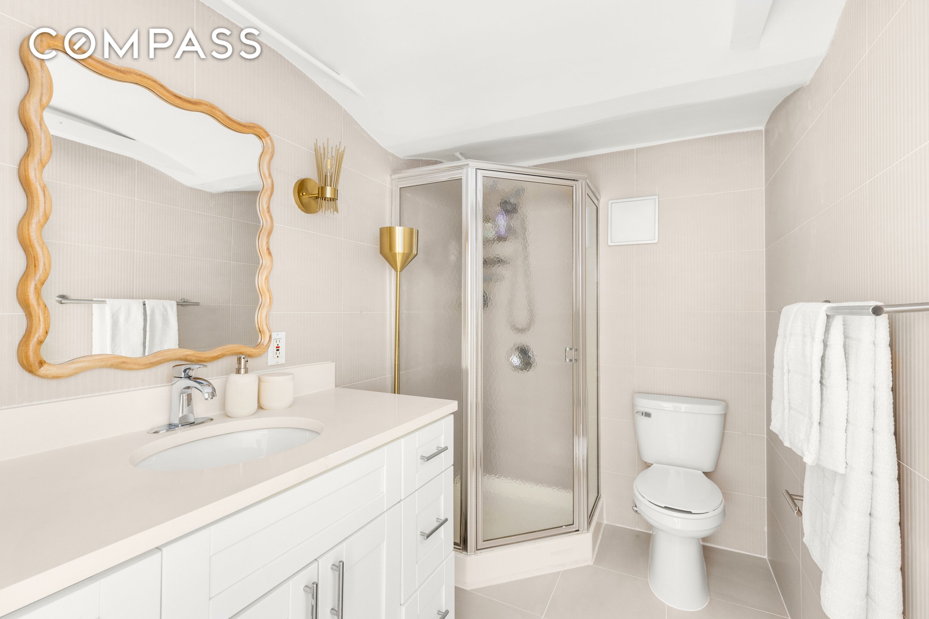 #9 photo, 309 E 108th Street, マンハッタン East Harlem , NY 10029