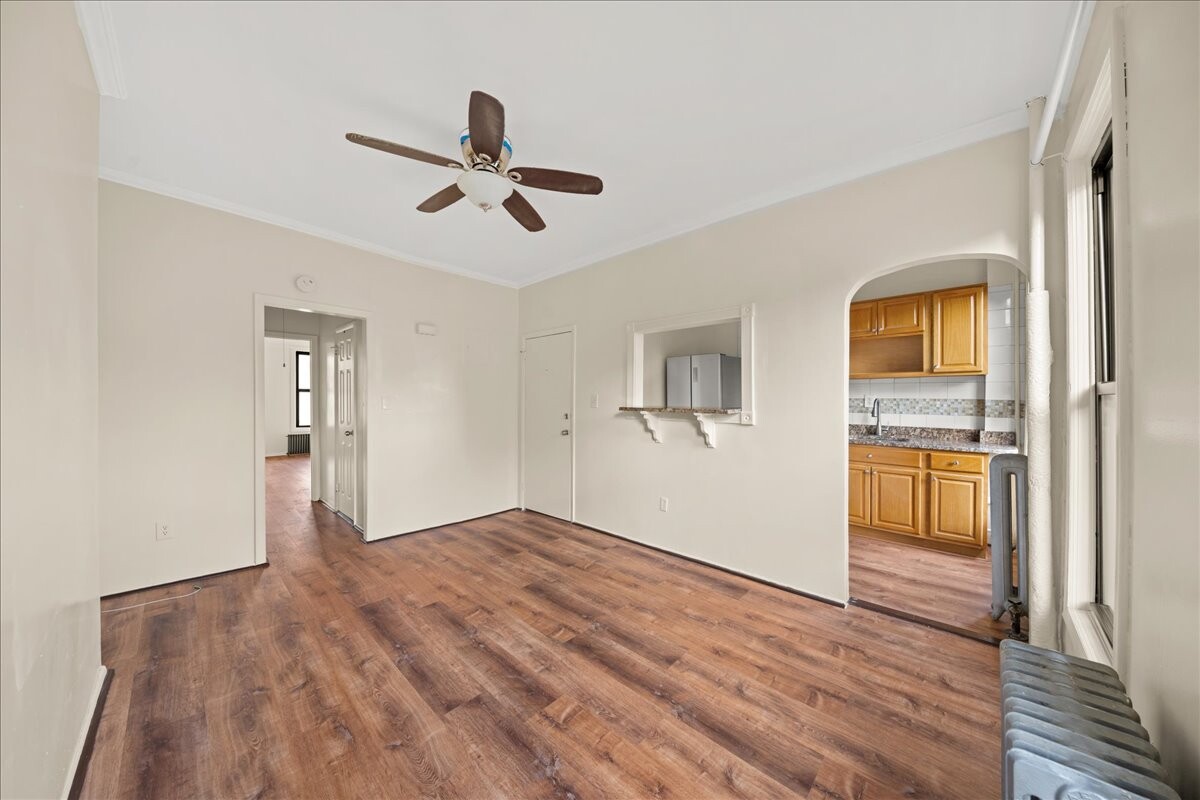 #3 photo, 48 PULASKI Street, Bedford-Stuyvesant , NY 11206