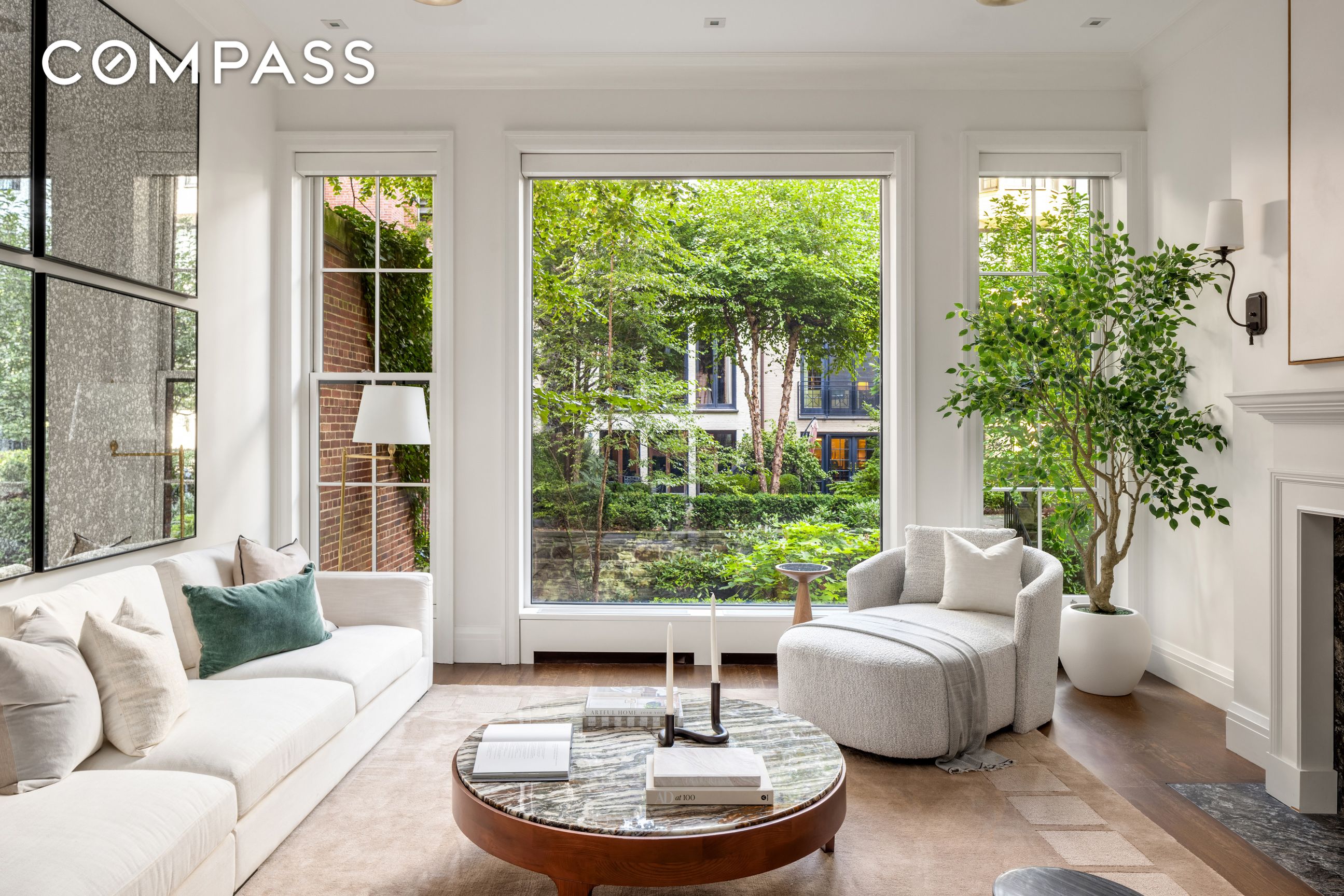 #1 photo, 157 E 65th Street, Lenox Hill , NY 10065