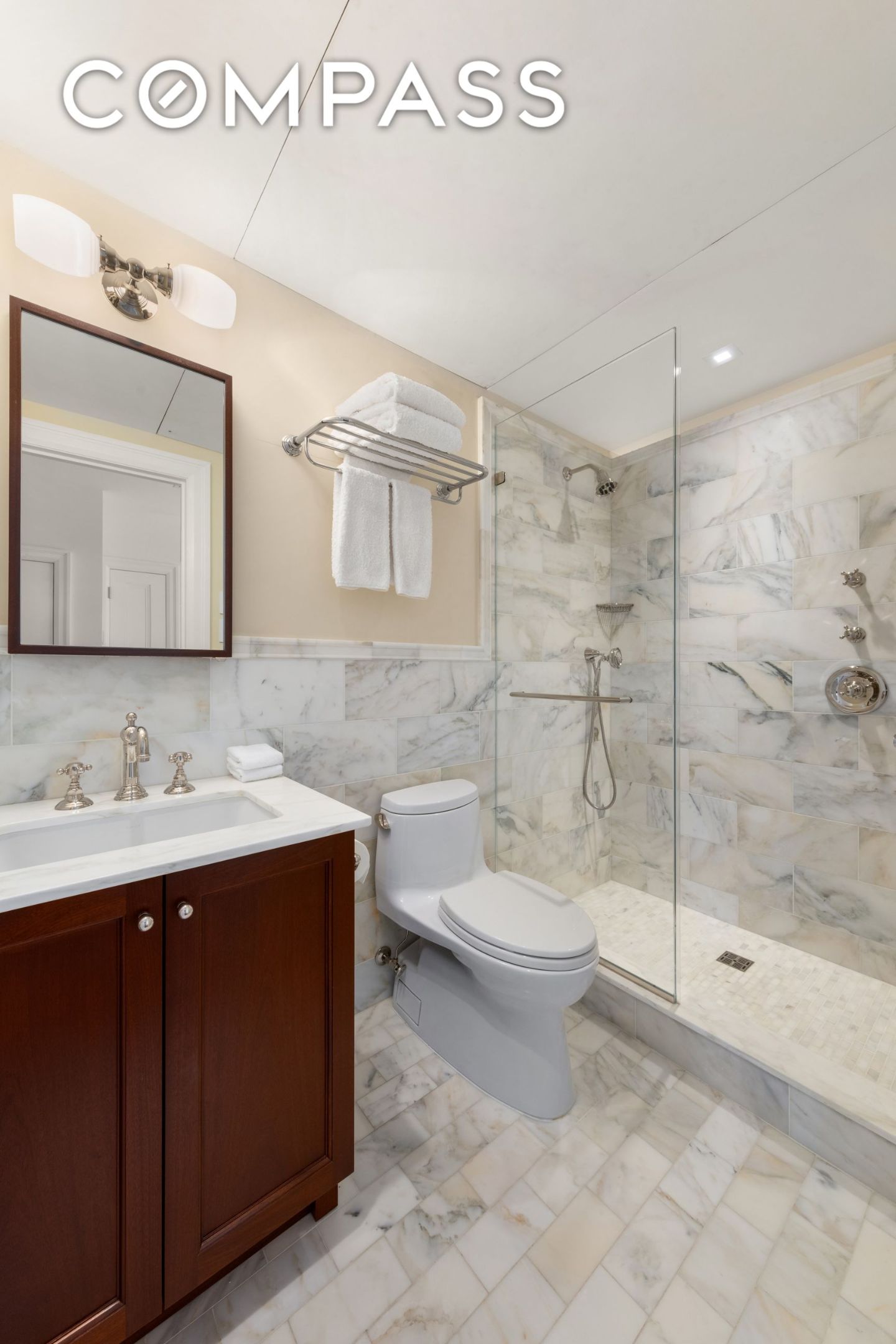 #18 photo, 157 E 65th Street, Lenox Hill , NY 10065