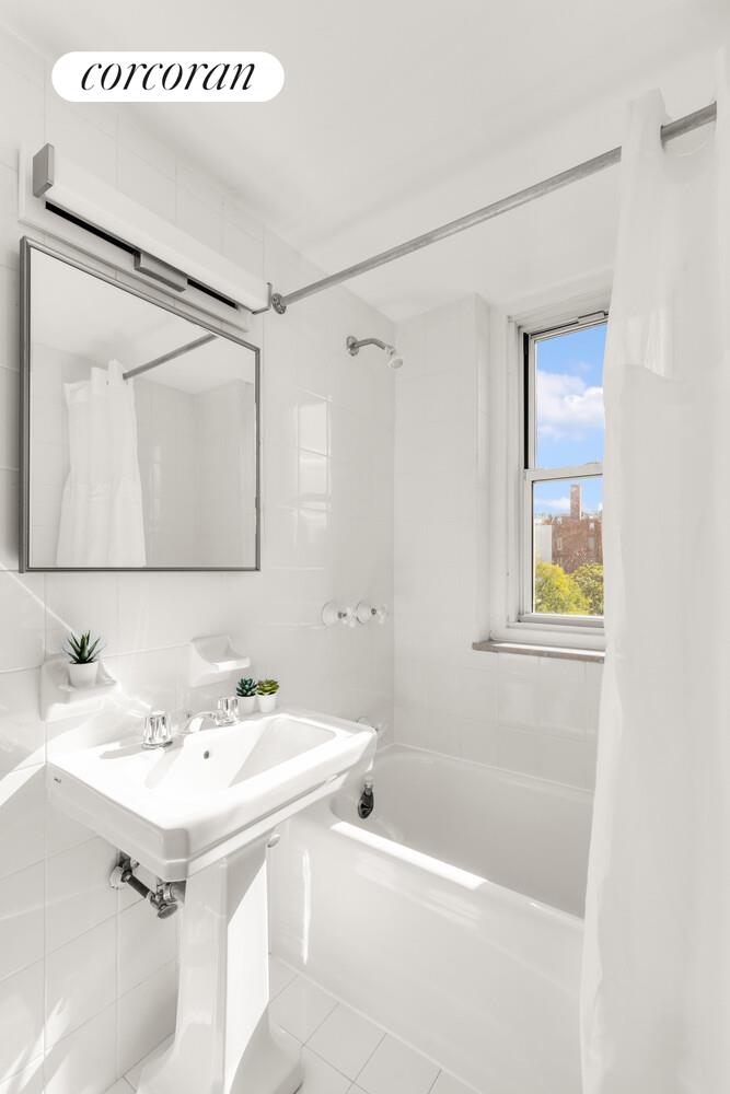 #5 photo, 365 W 20TH Street, マンハッタン Chelsea , NY 10011