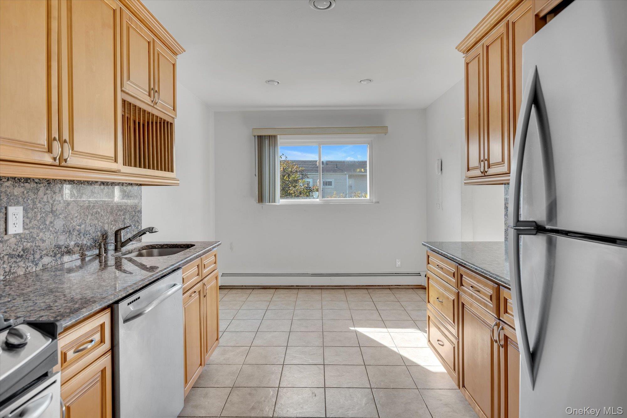 #10 photo, 282 N Oak Street, Massapequa , NY 11758