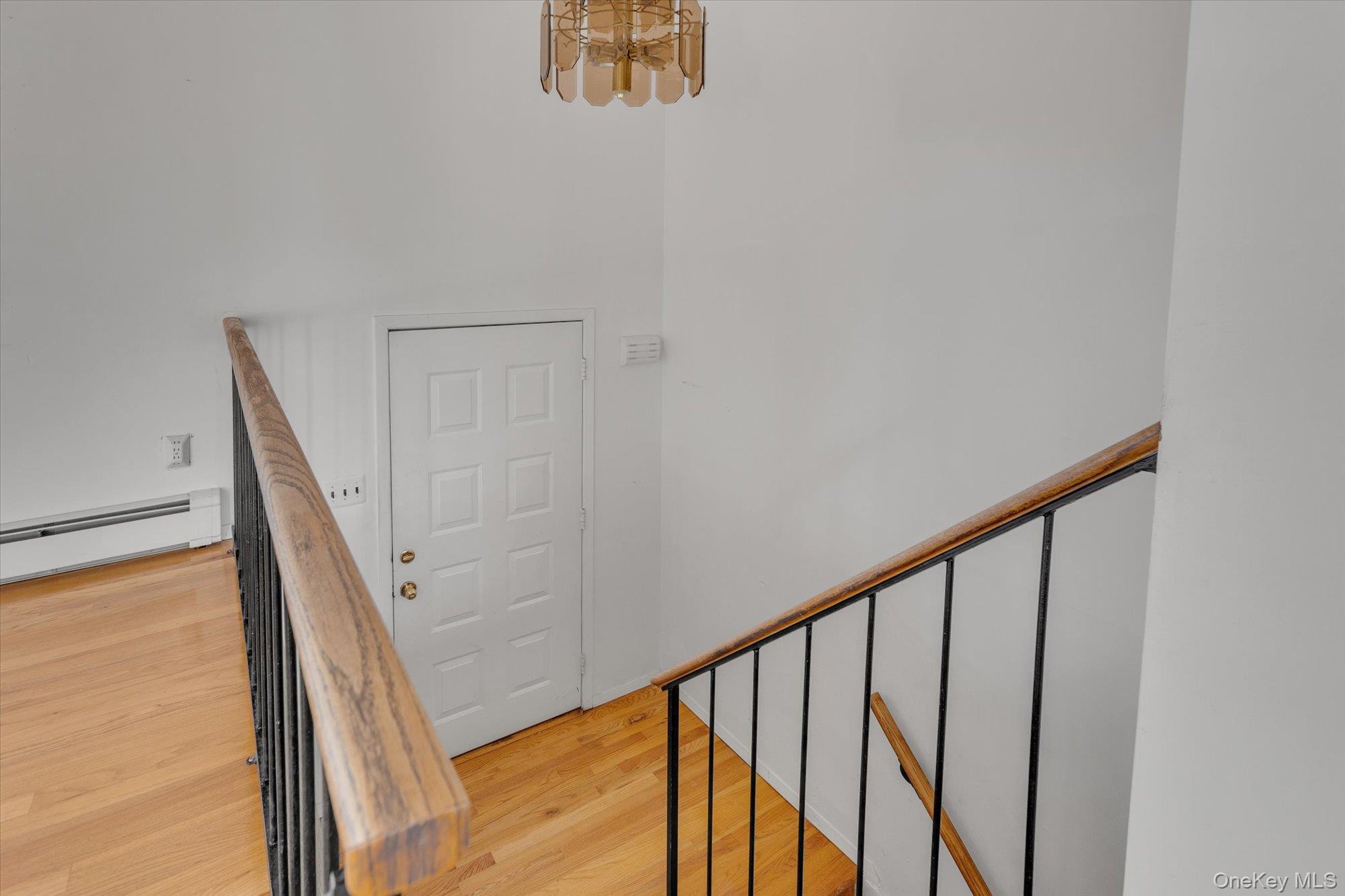 #3 photo, 282 N Oak Street, Massapequa , NY 11758