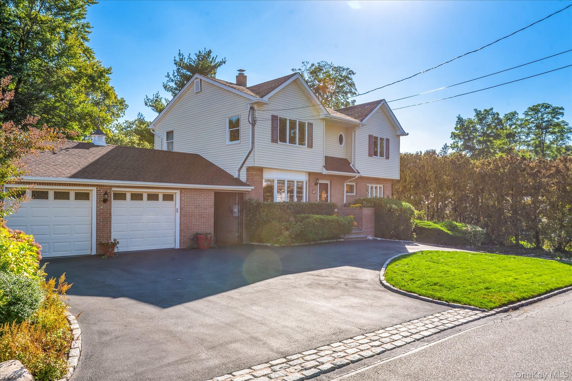 #11 photo, 18 Violet Road, ナッソー郡 Bayville , NY 11709