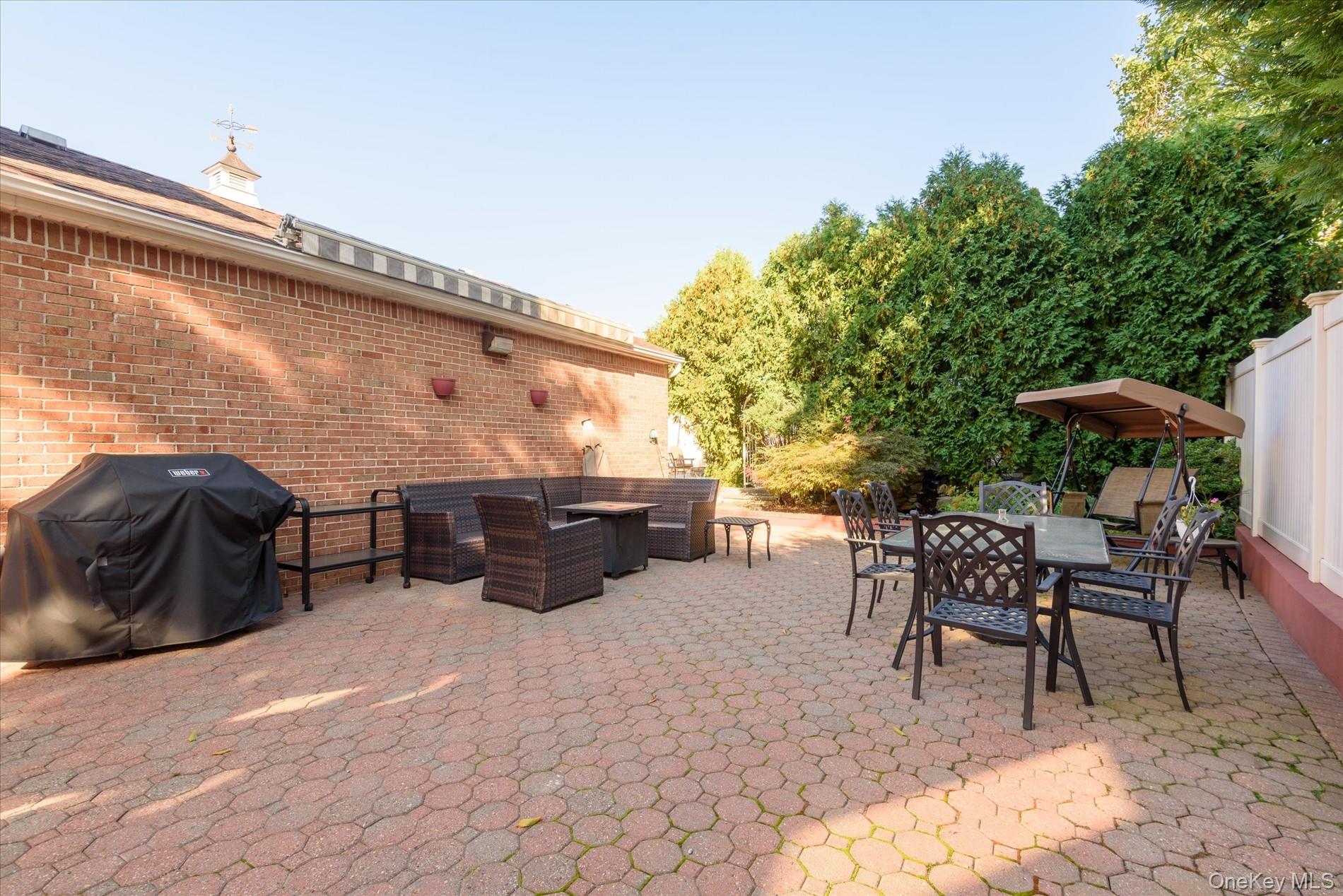 #15 photo, 18 Violet Road, ナッソー郡 Bayville , NY 11709