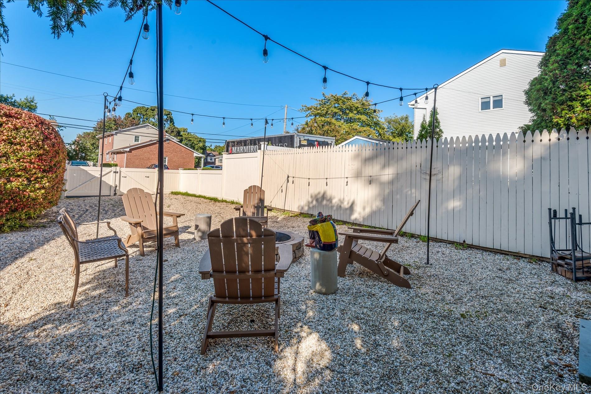 #19 photo, 18 Violet Road, ナッソー郡 Bayville , NY 11709