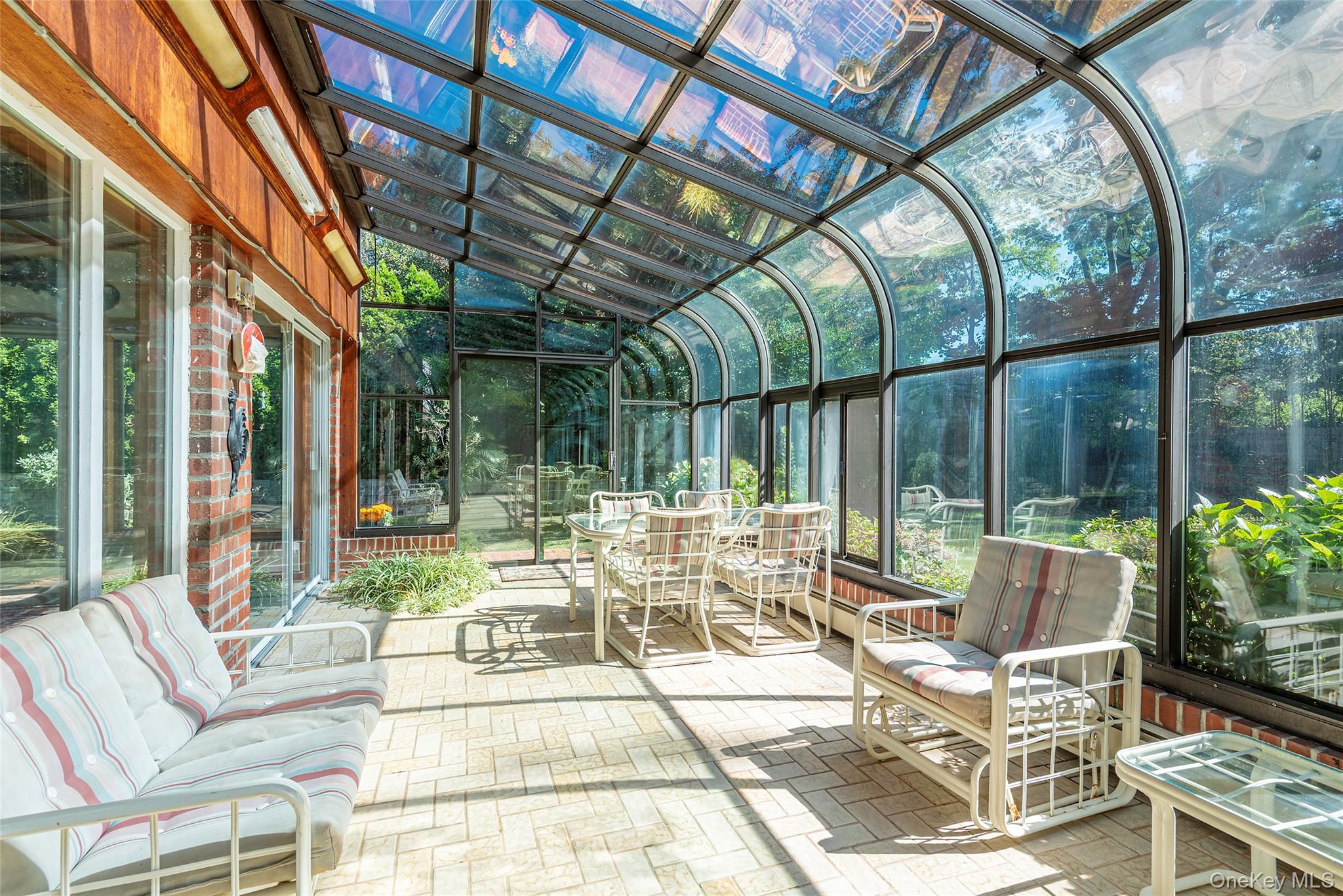 #15 photo, 53-21 240th Street, 皇后區 道格拉斯頓 Douglaston , NY 11362