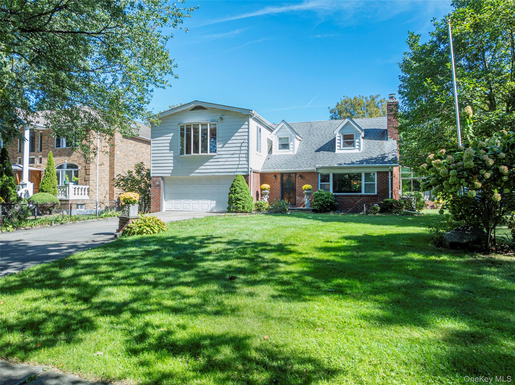 #2 photo, 53-21 240th Street, 皇后區 道格拉斯頓 Douglaston , NY 11362