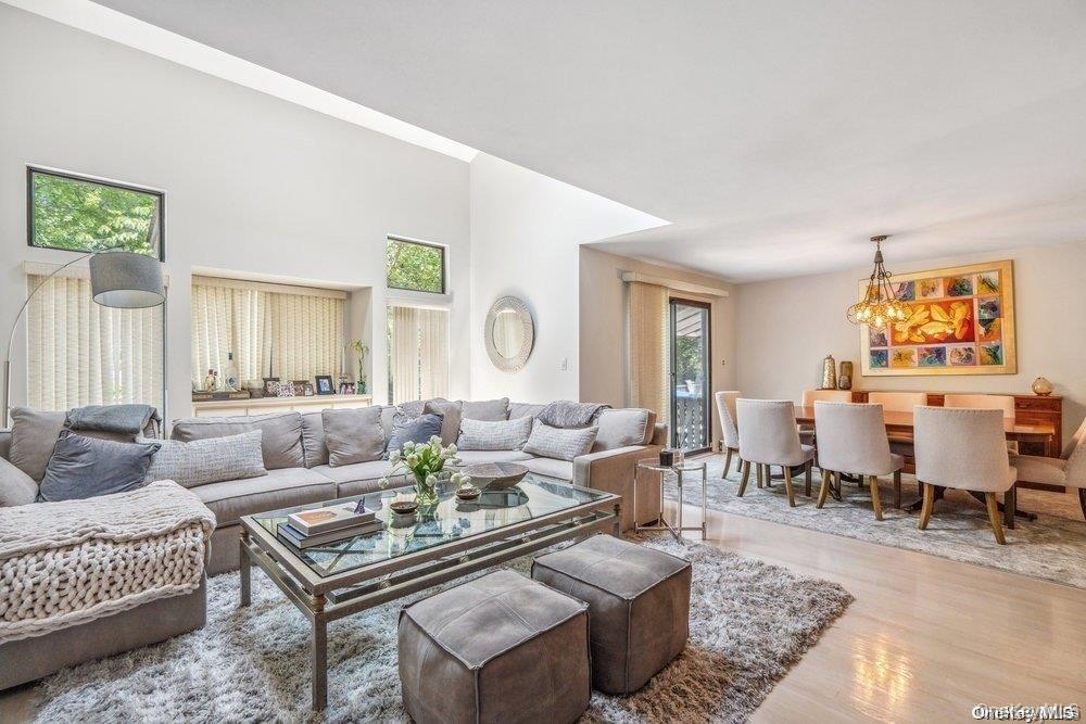 #3 photo, 92 Estate Drive, ナッソー郡 Jericho , NY 11753