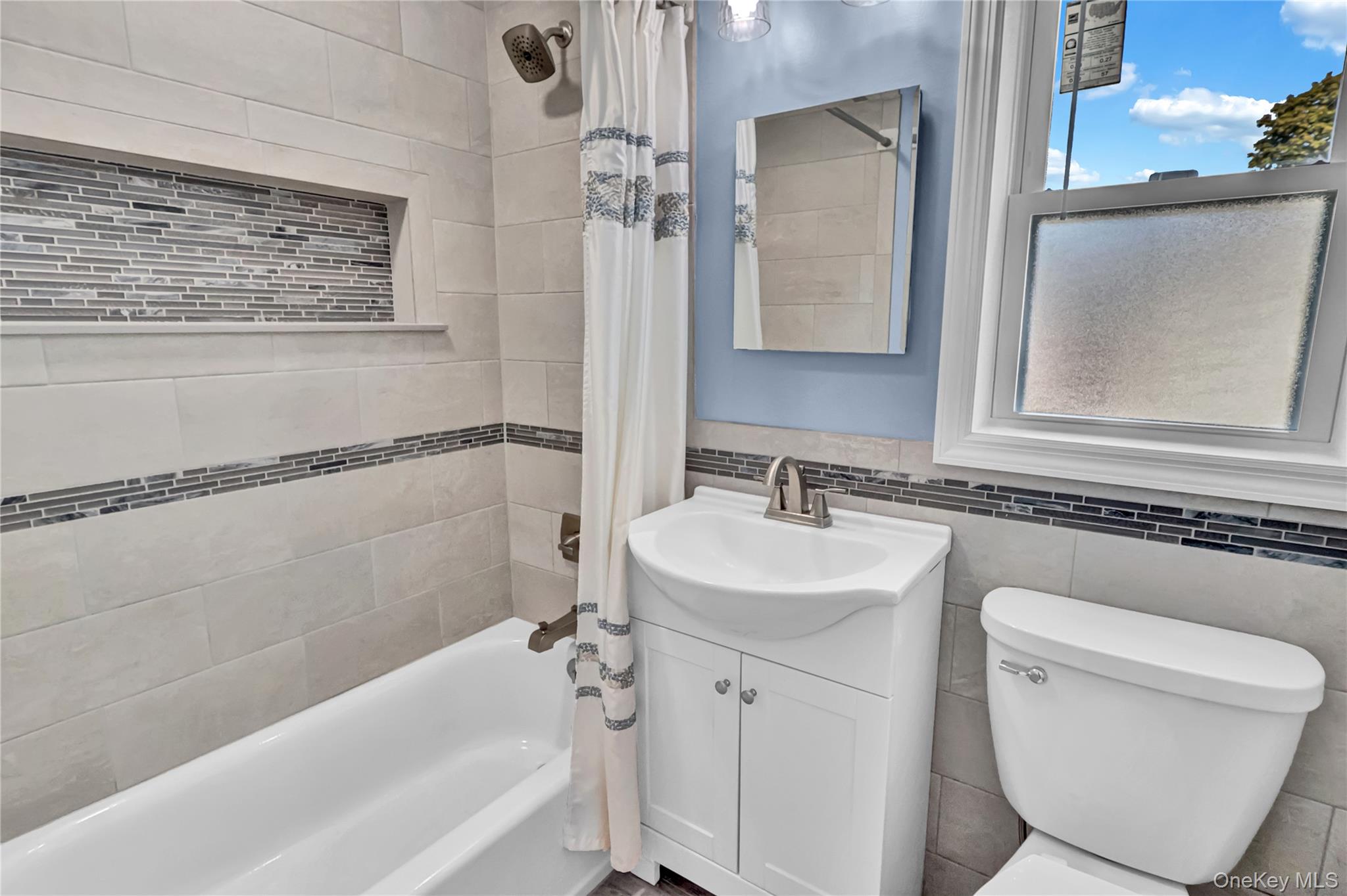 #15 photo, 81 Finch, サフォーク郡 Islip , NY 11751