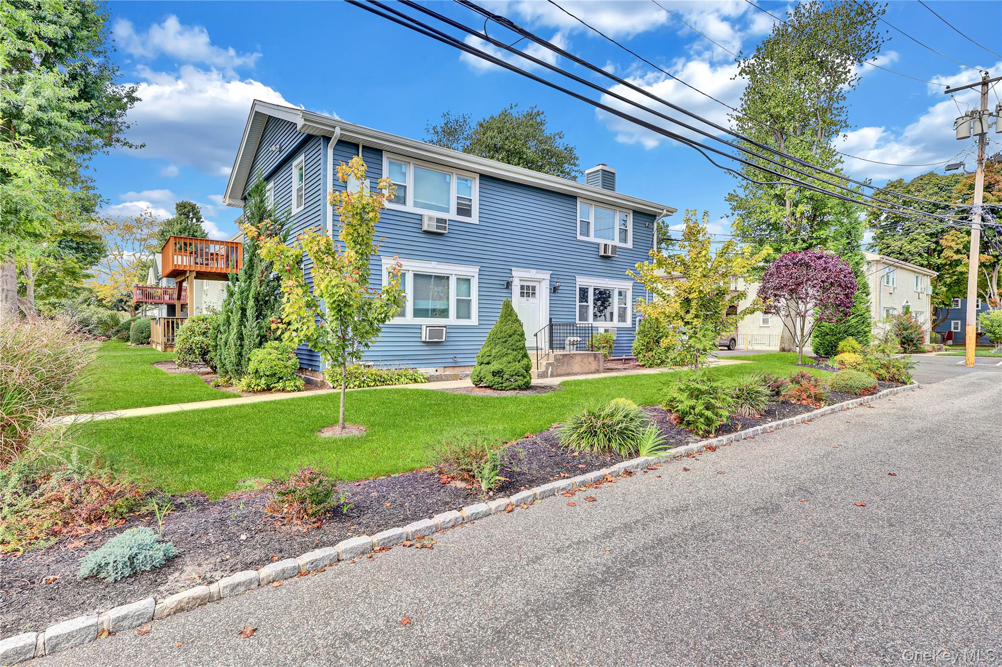 #2 photo, 81 Finch, サフォーク郡 Islip , NY 11751