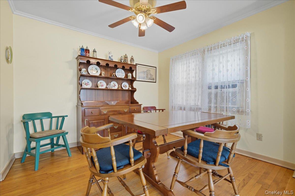 #7 photo, 215 New Hyde Park Road, New Hyde Park , NY 11040