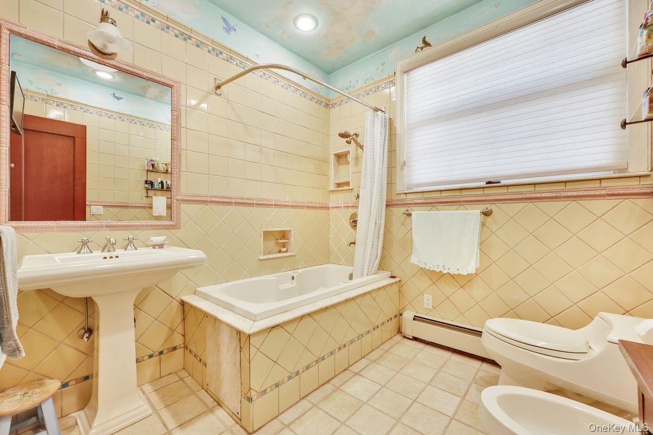 #15 photo, 101 Harold Road, ナッソー郡 Woodmere , NY 11598