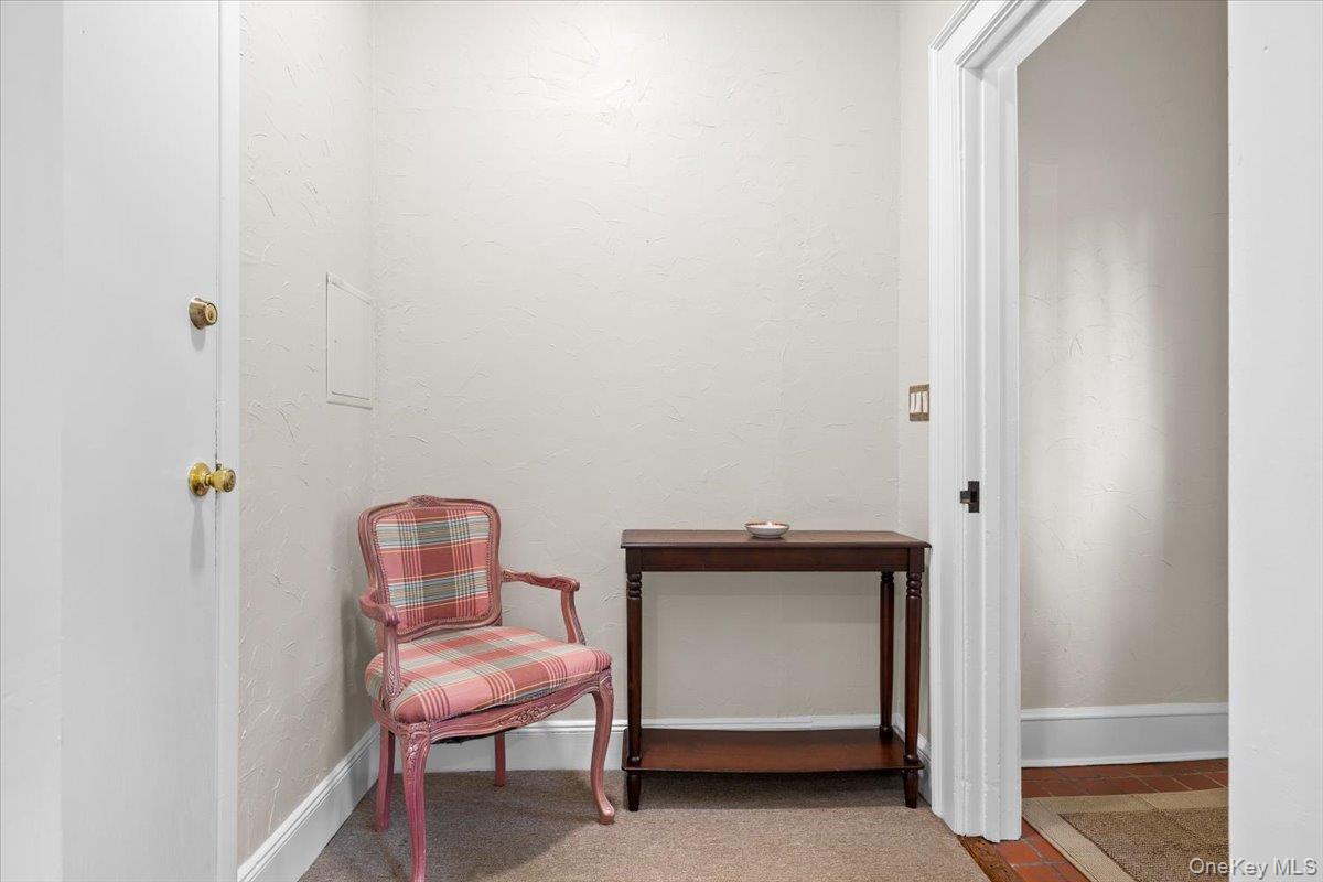 #4 photo, 78 Violet Avenue, Floral Park , NY 11001