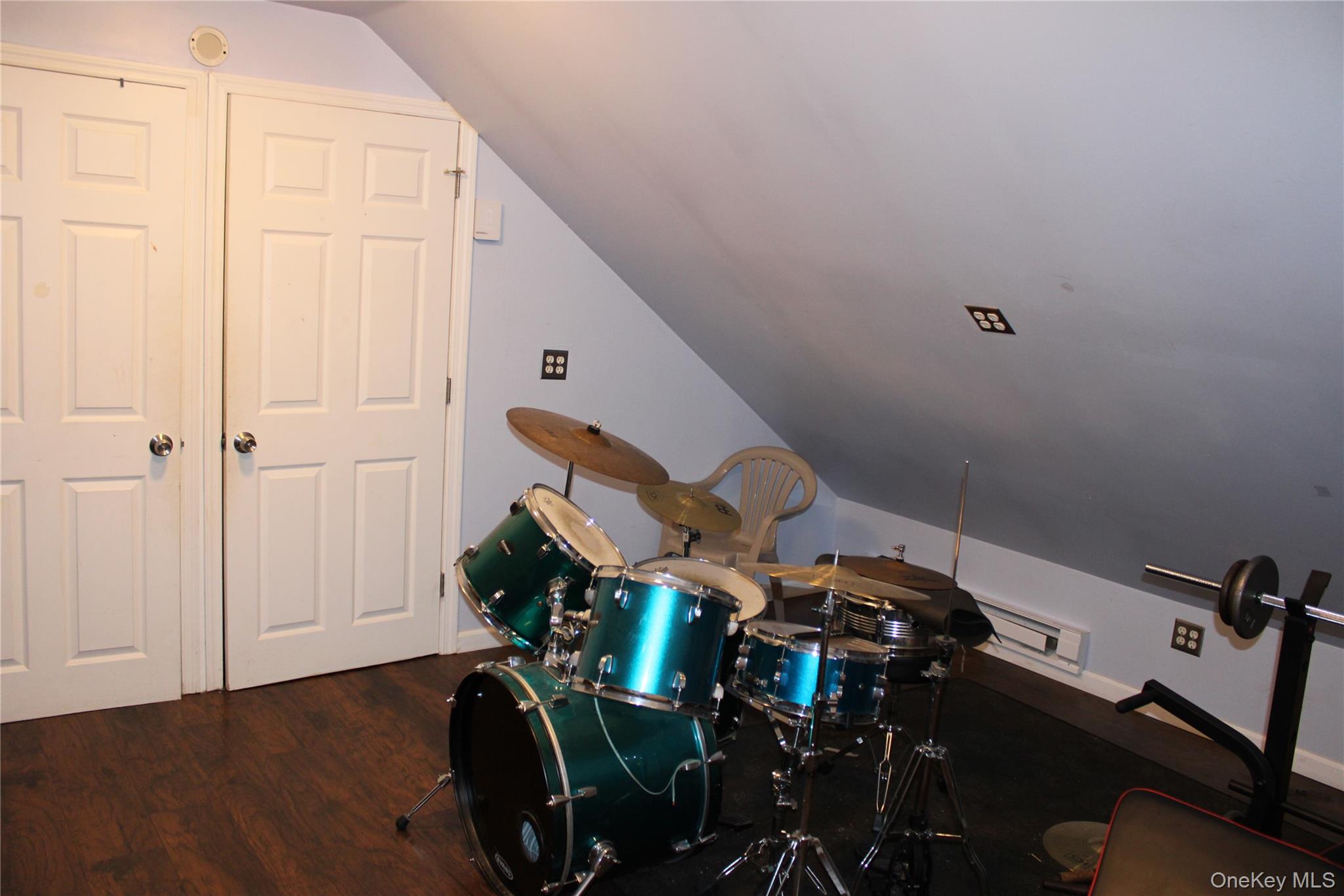 #14 photo, 94 Woods Avenue, Roosevelt , NY 11575