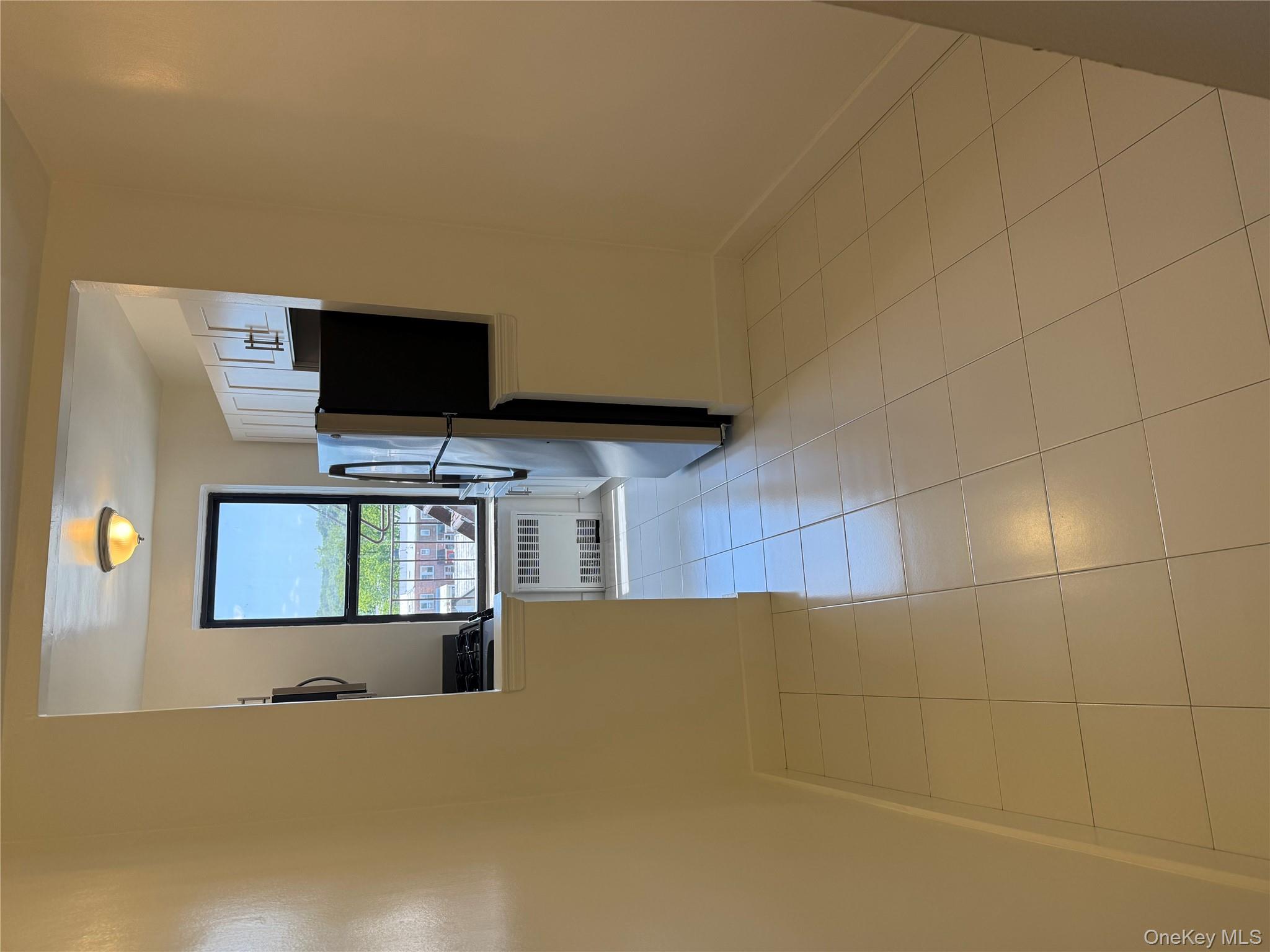 #2 photo, 71-11 Yellowstone Boulevard, クイーンズ区 Forest Hills , NY 11375