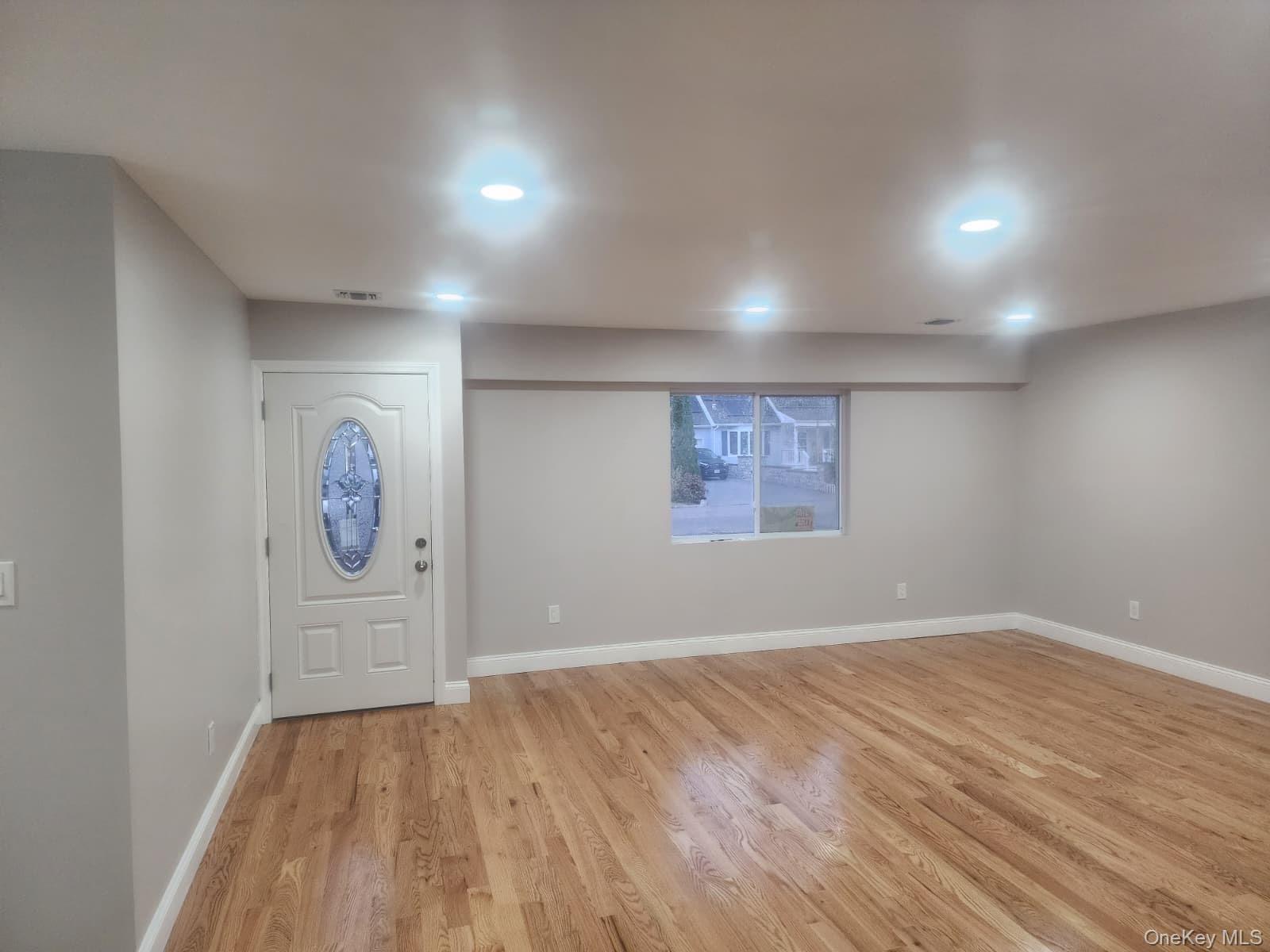 #12 photo, 6 Loughlin Drive, Shirley , NY 11967