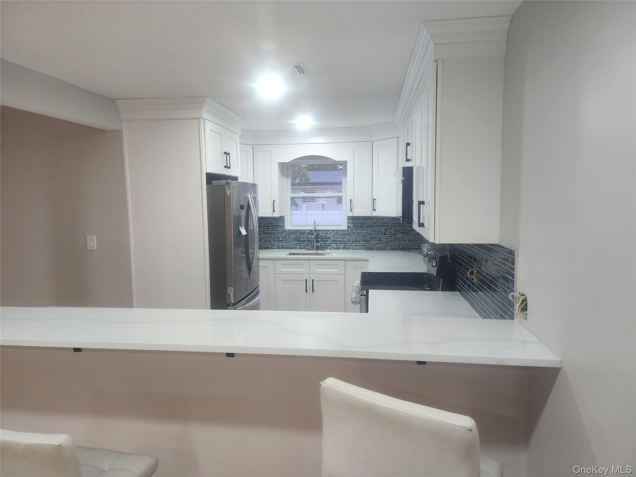 #2 photo, 6 Loughlin Drive, Shirley , NY 11967