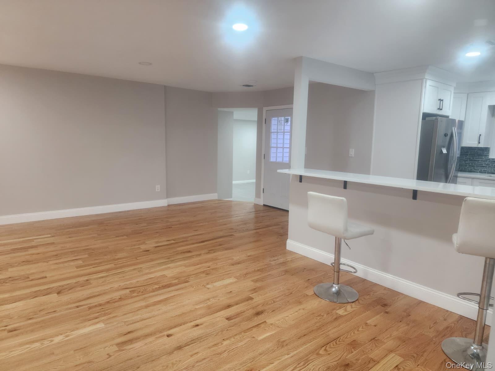 #8 photo, 6 Loughlin Drive, Shirley , NY 11967