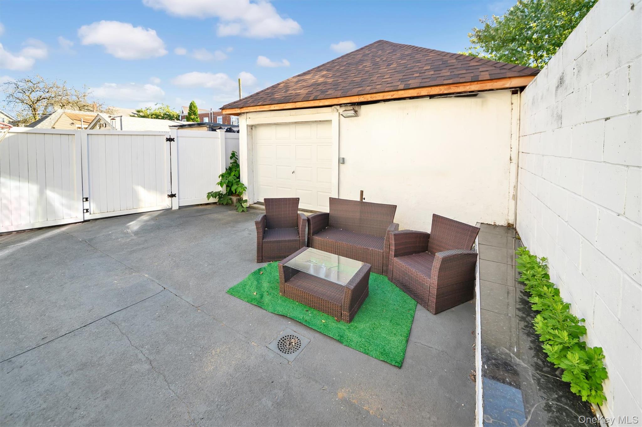 #15 photo, 8812 Albert Road, Jamaica , NY 11417