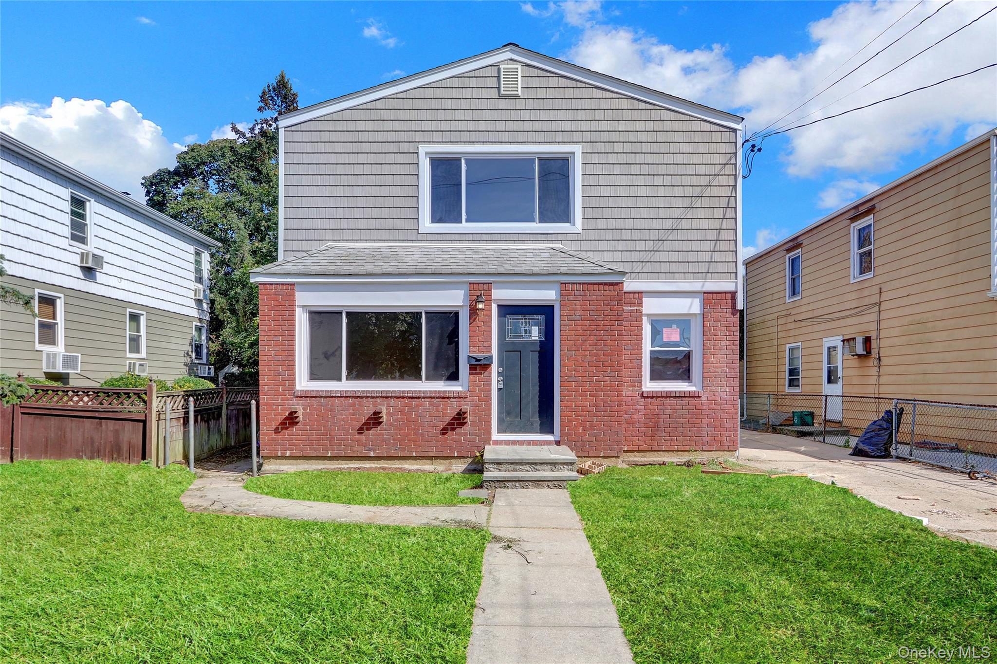 #1 photo, 318 Vincent Avenue, Lynbrook , NY 11563
