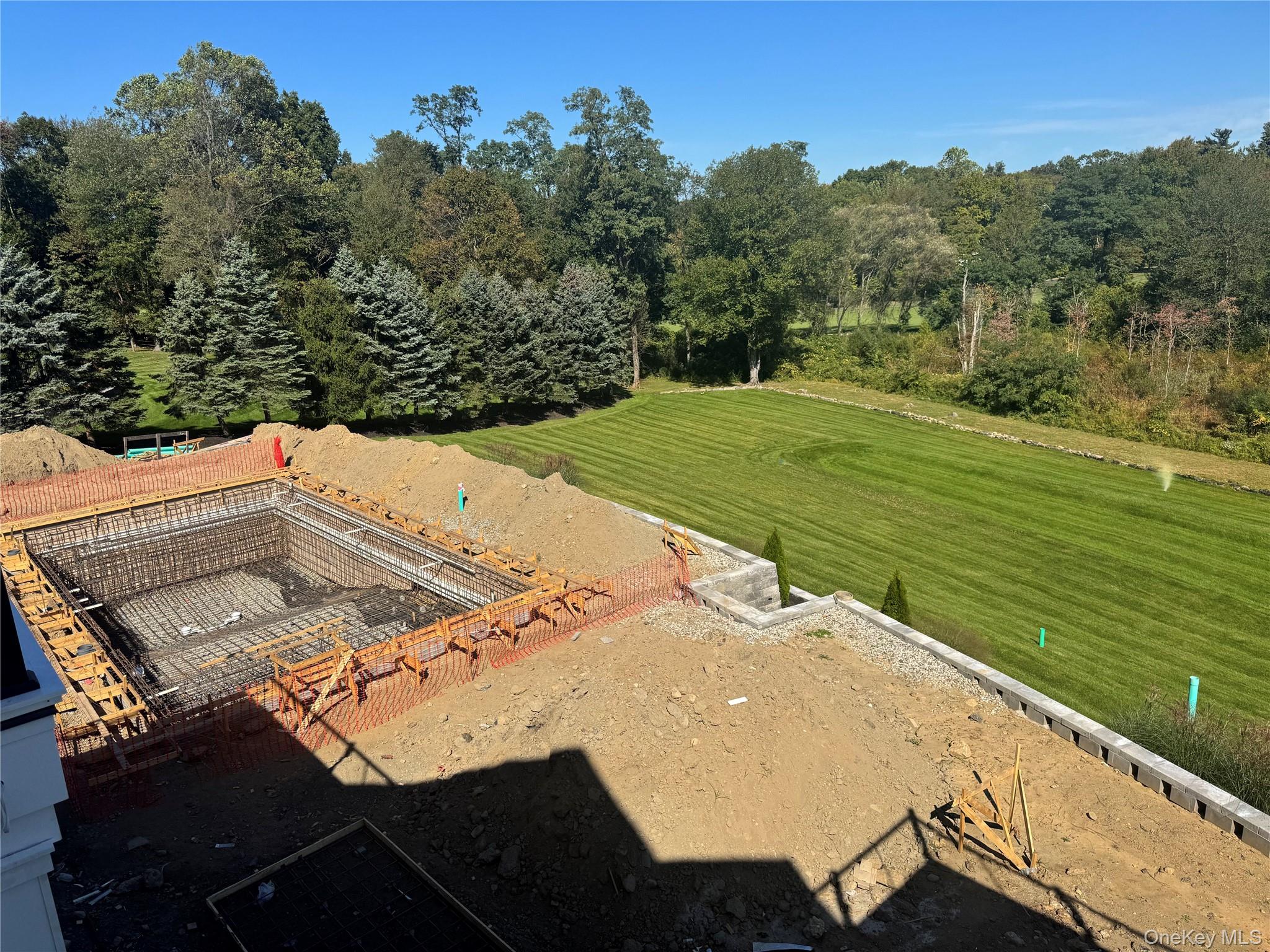 #4 photo, 14 Stone Bridge Road, Purchase , NY 10577