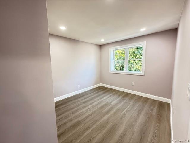 #2 photo, 719 E 217th Street, Bronx , NY 10467