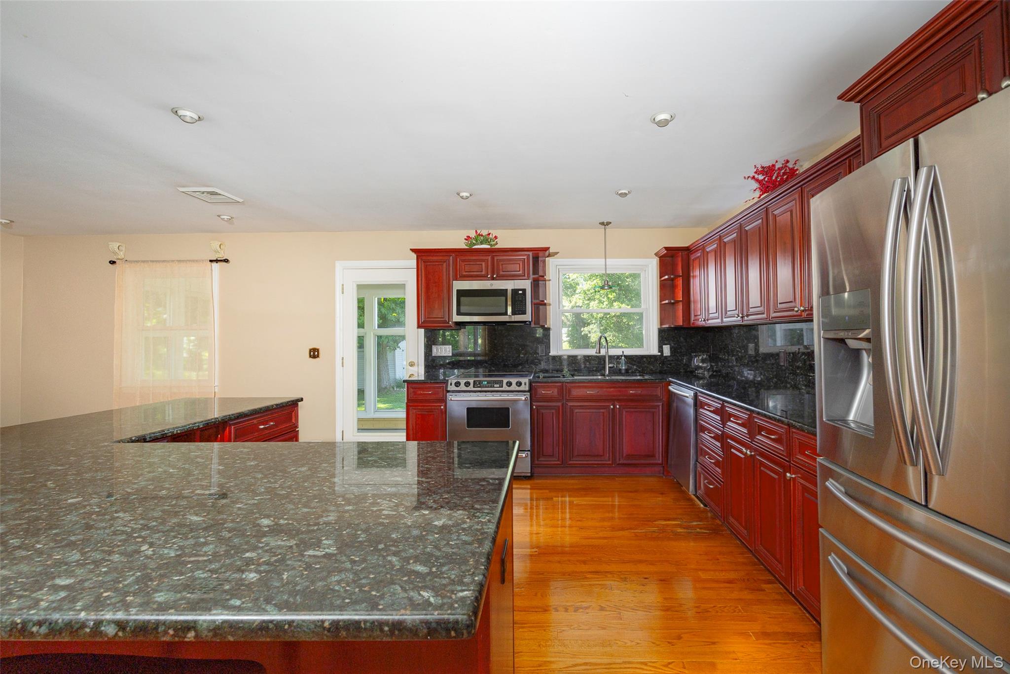 #6 photo, 43 Briarcliff Avenue, Poughkeepsie , NY 12603