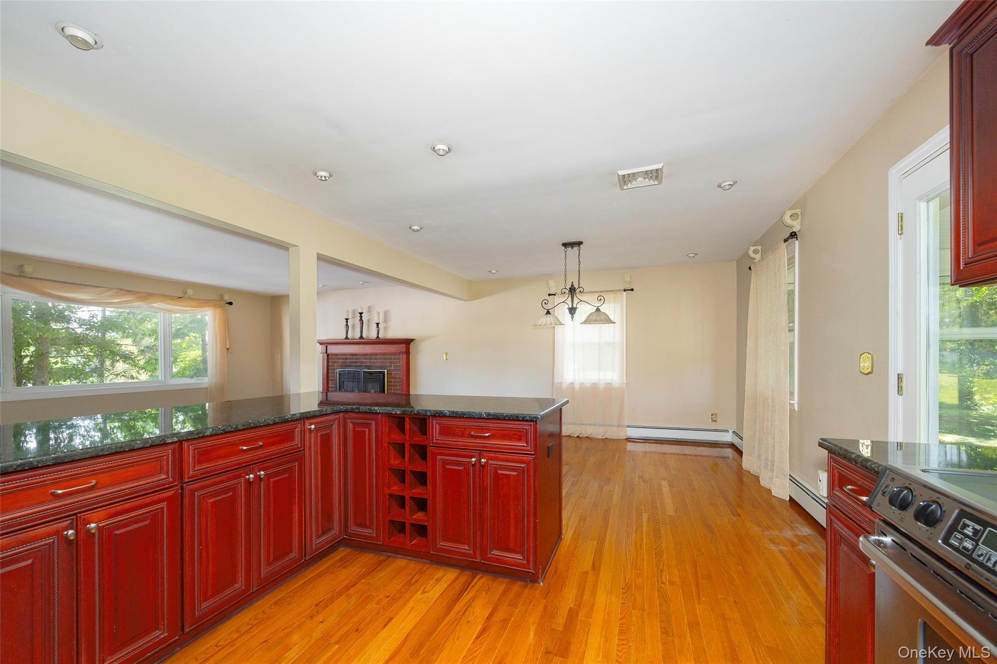 #7 photo, 43 Briarcliff Avenue, Poughkeepsie , NY 12603