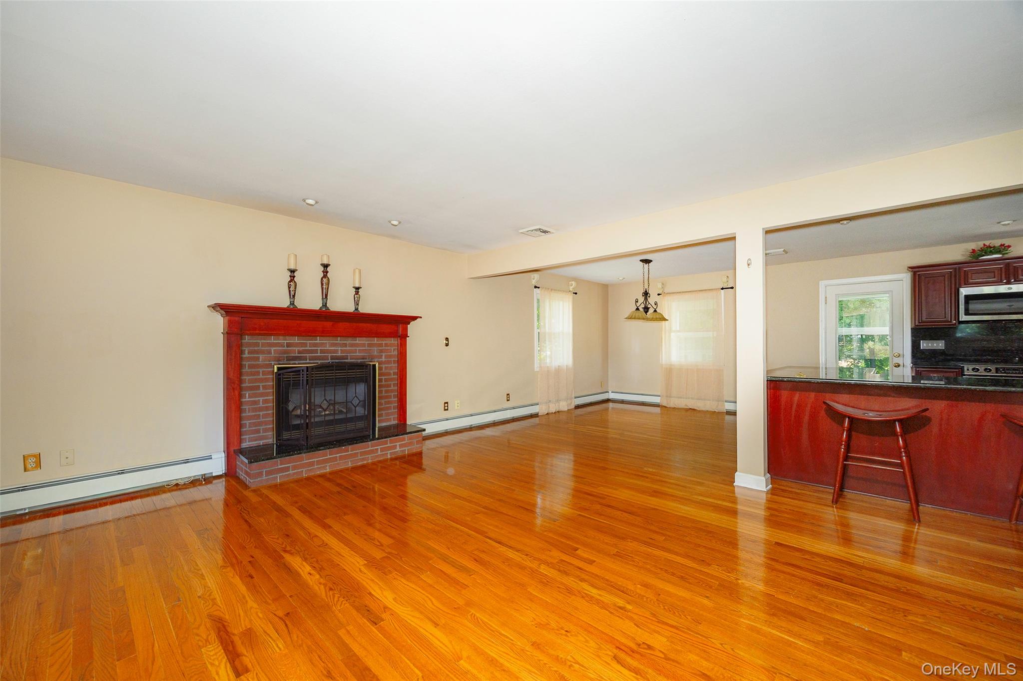 #8 photo, 43 Briarcliff Avenue, Poughkeepsie , NY 12603