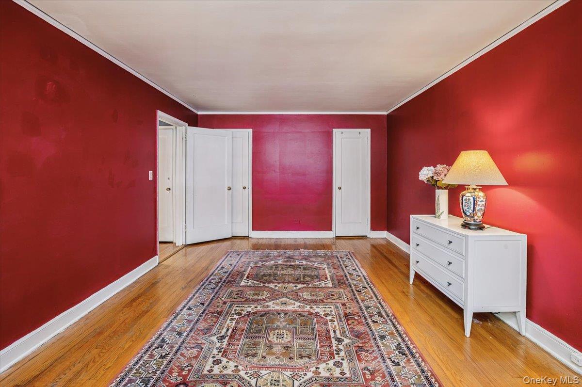 #13 photo, 3 Campus Pl, Scarsdale , NY 10583