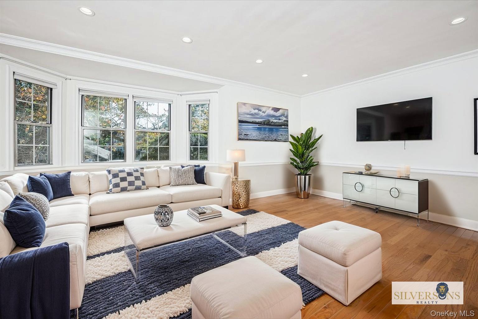 #4 photo, 3 Campus Pl, Scarsdale , NY 10583