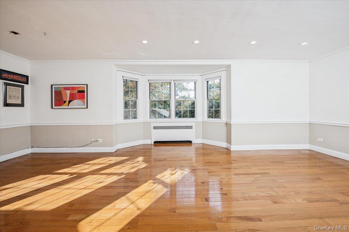 #5 photo, 3 Campus Pl, Scarsdale , NY 10583