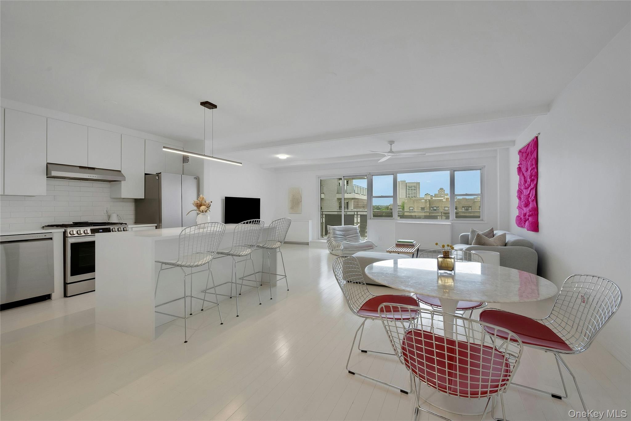 #7 photo, 300 Martine Avenue, White Plains , NY 10601