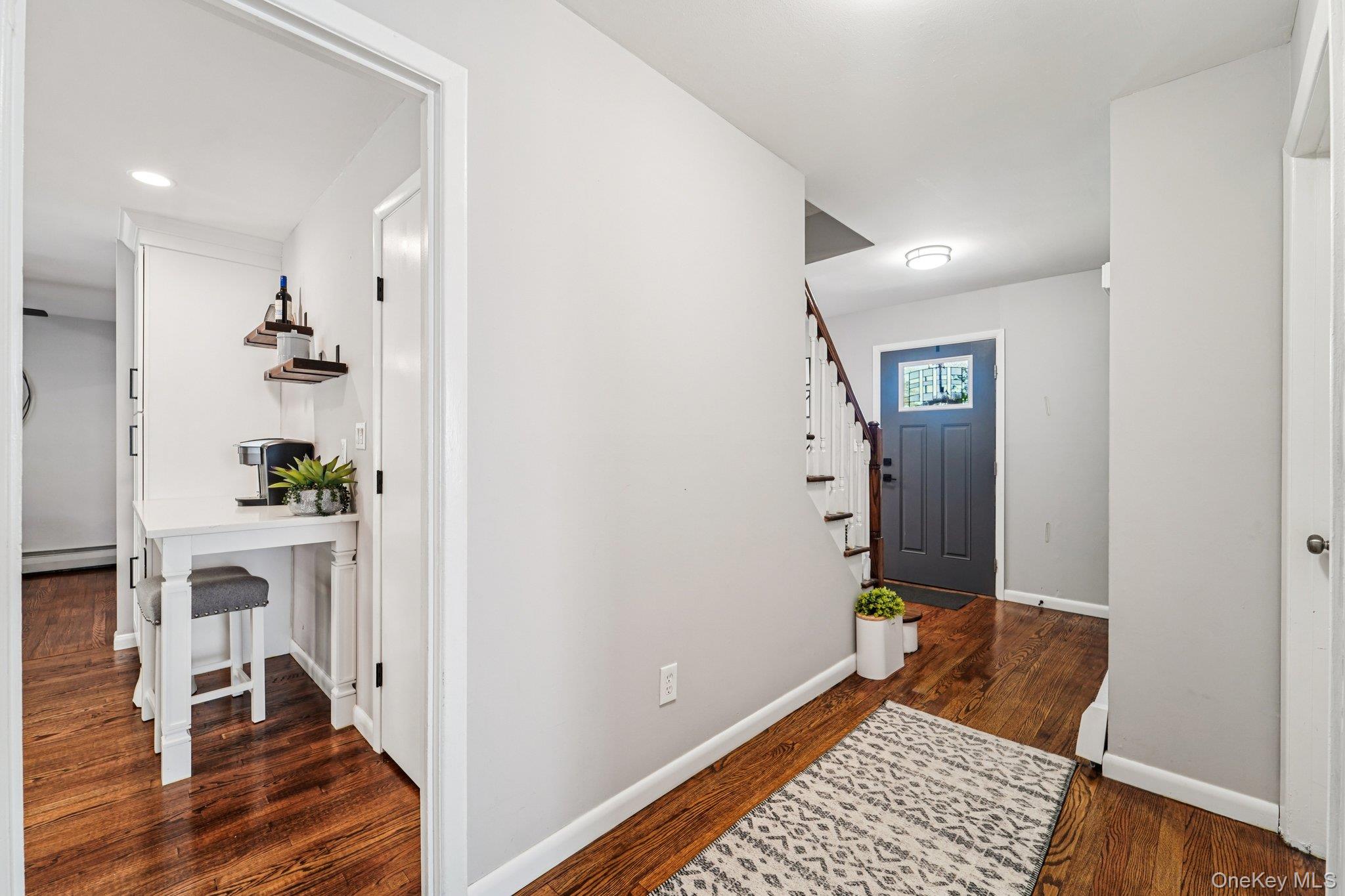 #16 photo, 252 County Center Road, White Plains , NY 10603