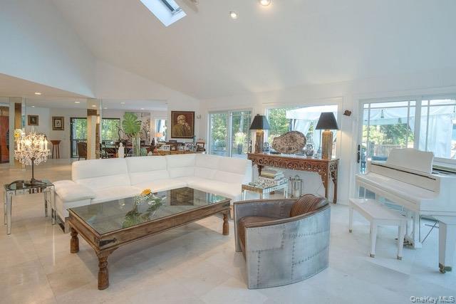 #11 photo, 26 Quarter Court, Westhampton , NY 11977