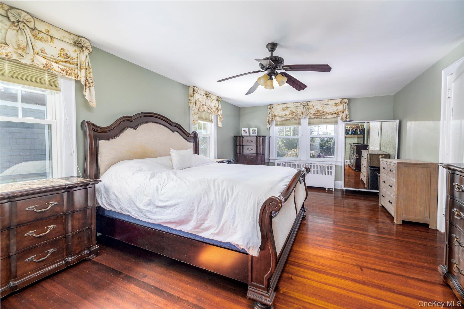 #19 photo, 11 S Marion Place, Rockville Centre , NY 11570