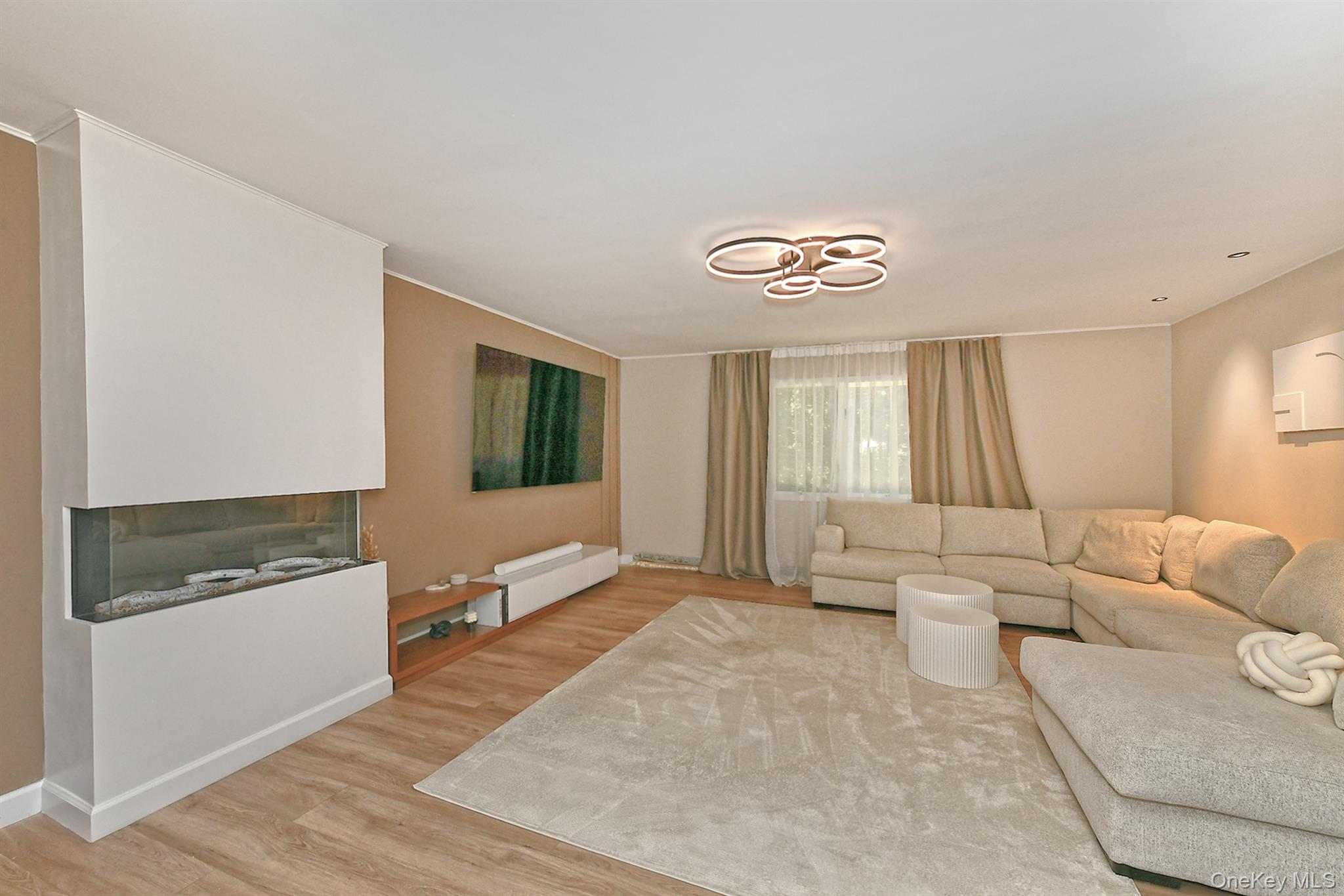 #10 photo, 221 Burr Road, East Northport , NY 11731