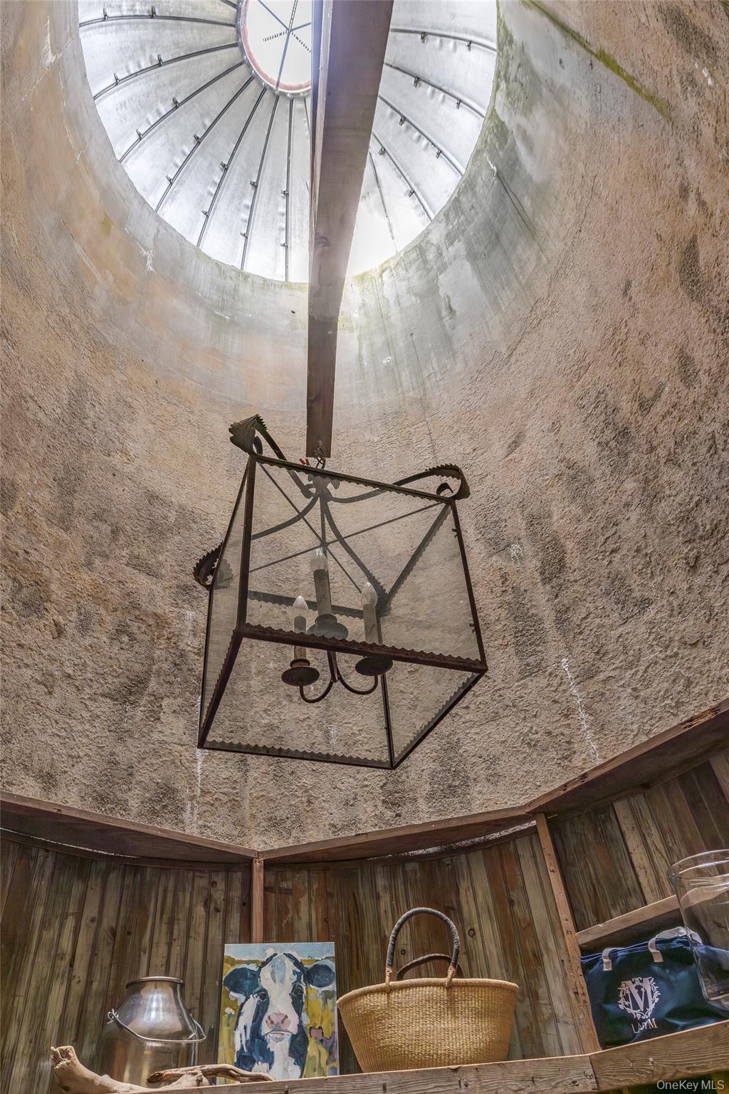 #11 photo, 26 Ruxton Road, East Hampton , NY 11937